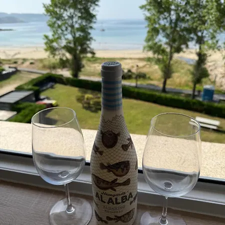 Aires Celtas Fisterra, Playa Y Parking アパート フィニステレ