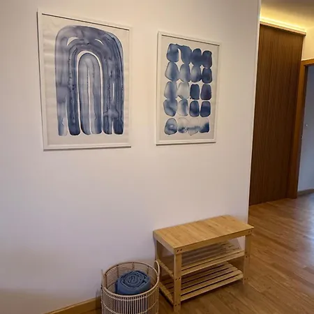 Con Encanto En Primera Linea De Plaza, Parking Privado Gratis 피니스테레