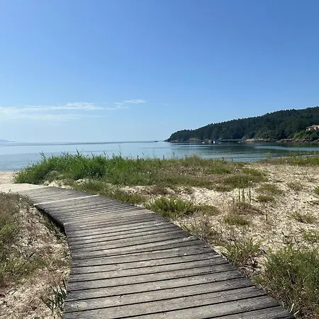 Aires Celtas Fisterra, Playa Y Parking Finisterre